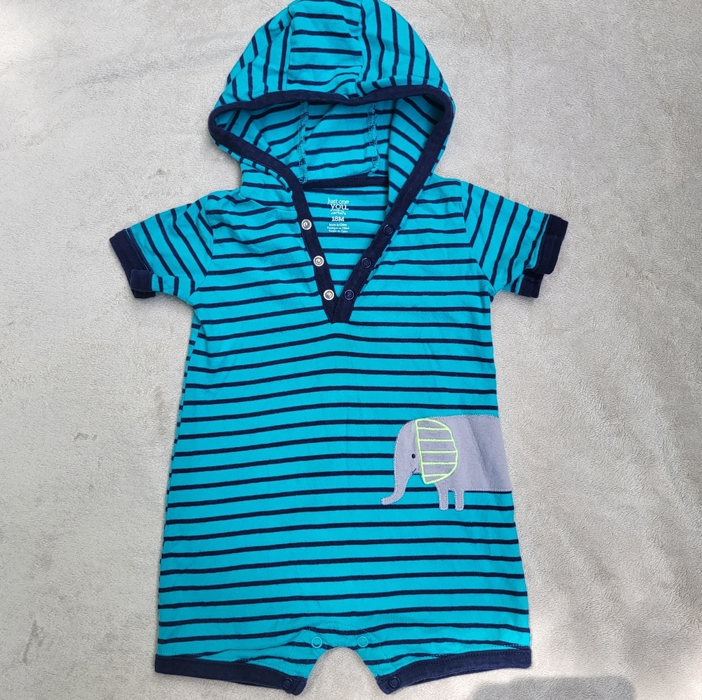 🚨3/$10 Blue Striped Hooded Baby Romper